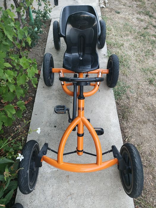 Kart cu pedale BERG Buddy Orange + remorca BERG  de la 3 la 8 ani