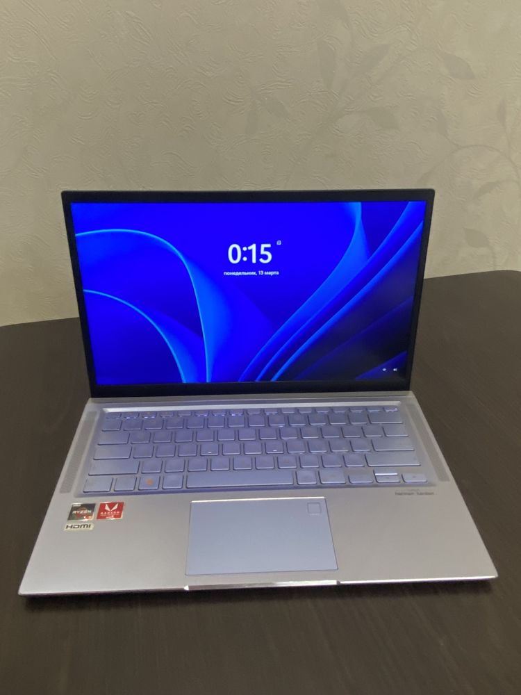 Asus Zenbook 14” oled 8 gb 512 ssd core i5