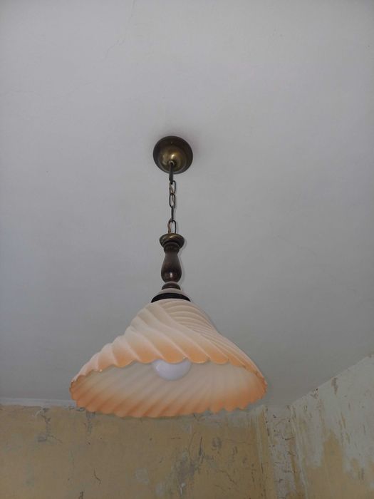 Лампа за таван с едно гнездо в отлично състояние