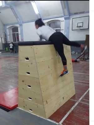 Lada gimnastica examen 160X160 cm, lemn masiv, LGE1616