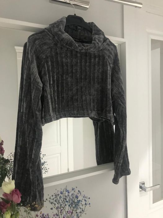 Новая кофта укороченная стильная