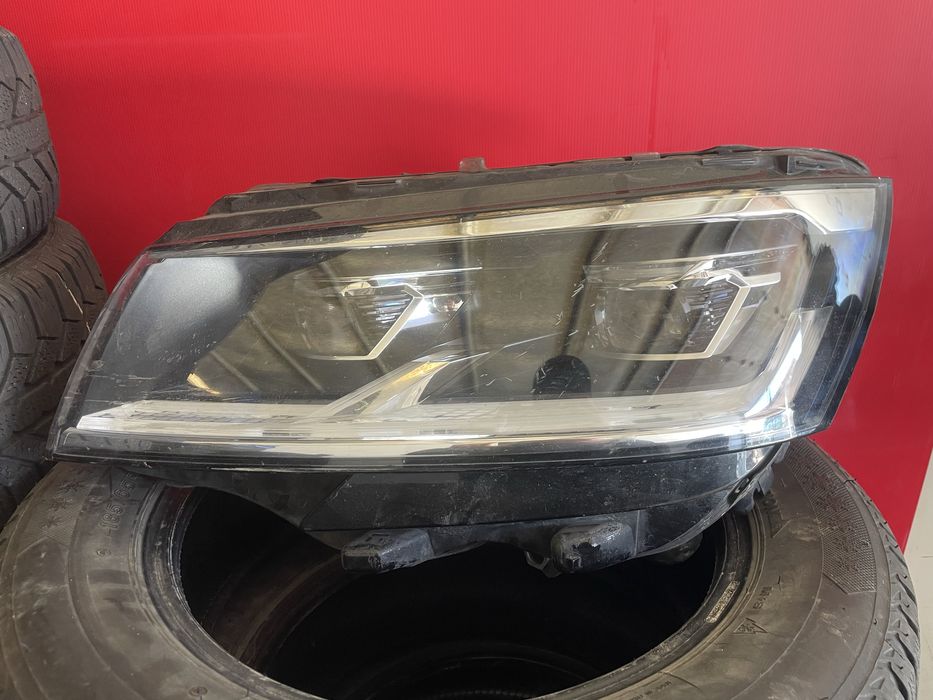 FULL LED Ляв Фар за Volkswagen T6 MultiVan 2019-2023