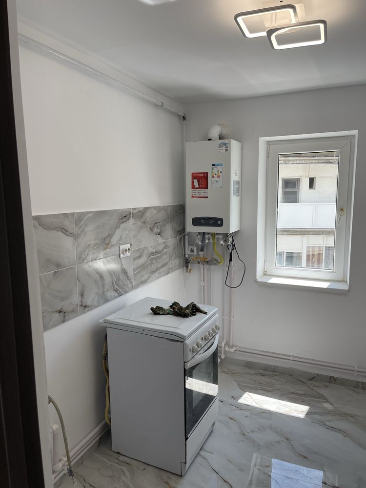 Apartament decomandat renovat 2 camere