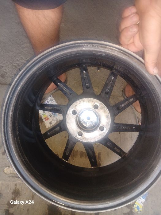 Vosen saka diska dona