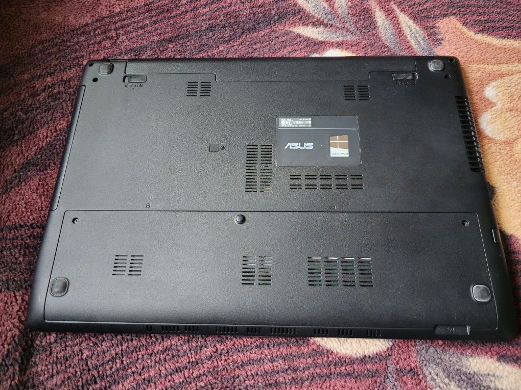 Vand Laptop Asus