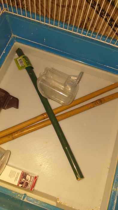 Cușca  peruș 100 lei