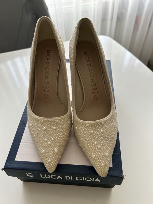 Pantofi Stiletto marimea 36