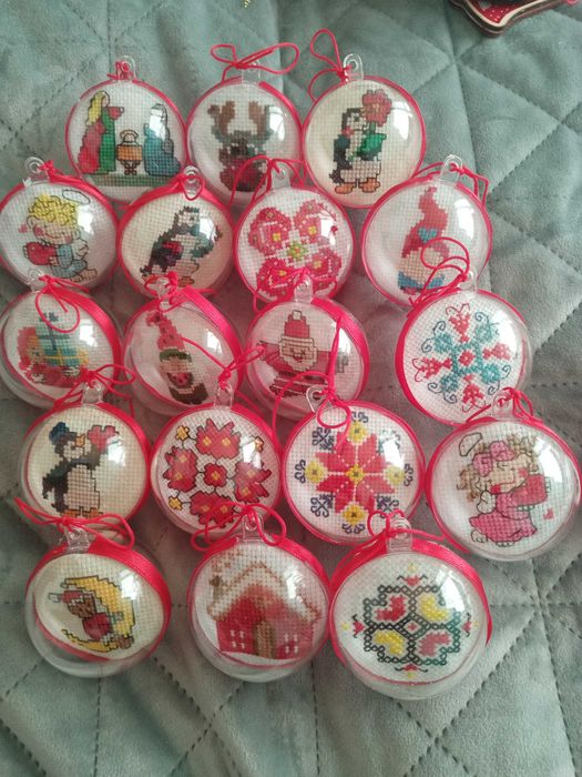 Играчки за коледна елха
