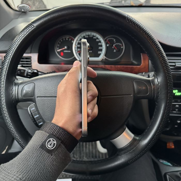 Iphone 15 pro max 256 gb 90% Natural Titanium