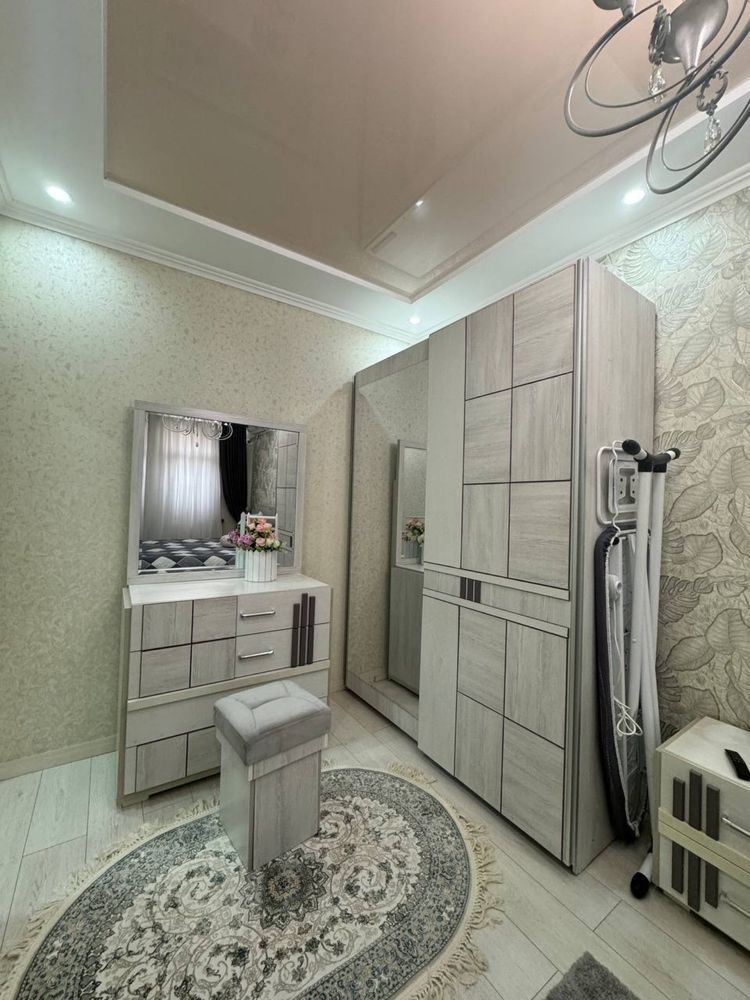 Продаёся СРОЧНО 3х кв. Чехова, 75м2. Метро Ойбек. Мирабадский район.