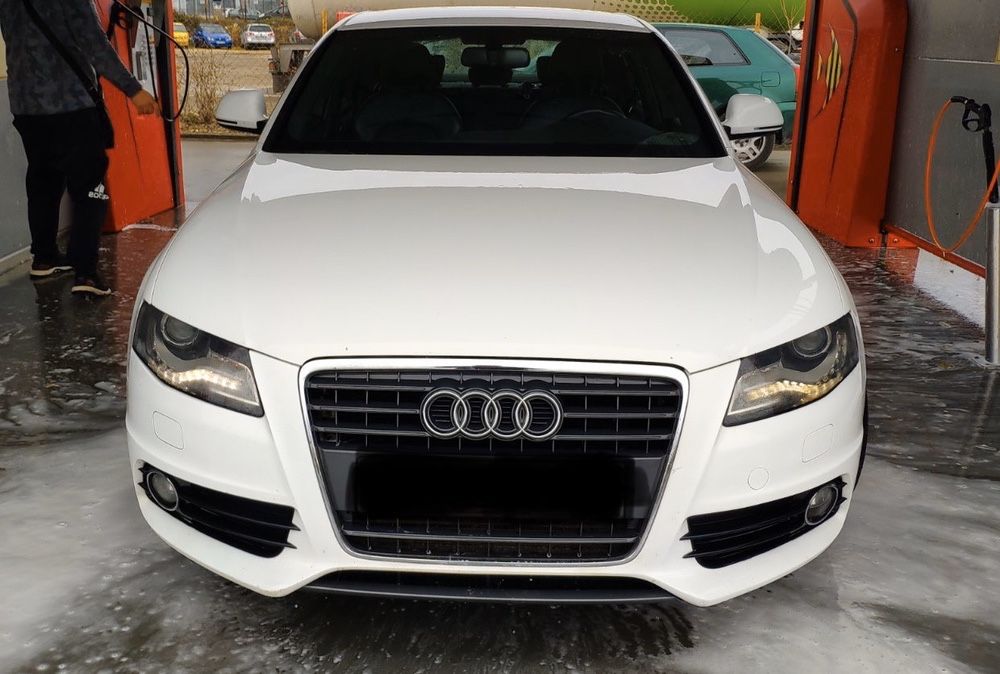 Audi A4 b8 Sline на части 2.0tfsi налични 2.0tdi 3.0tdi 2.7tdi