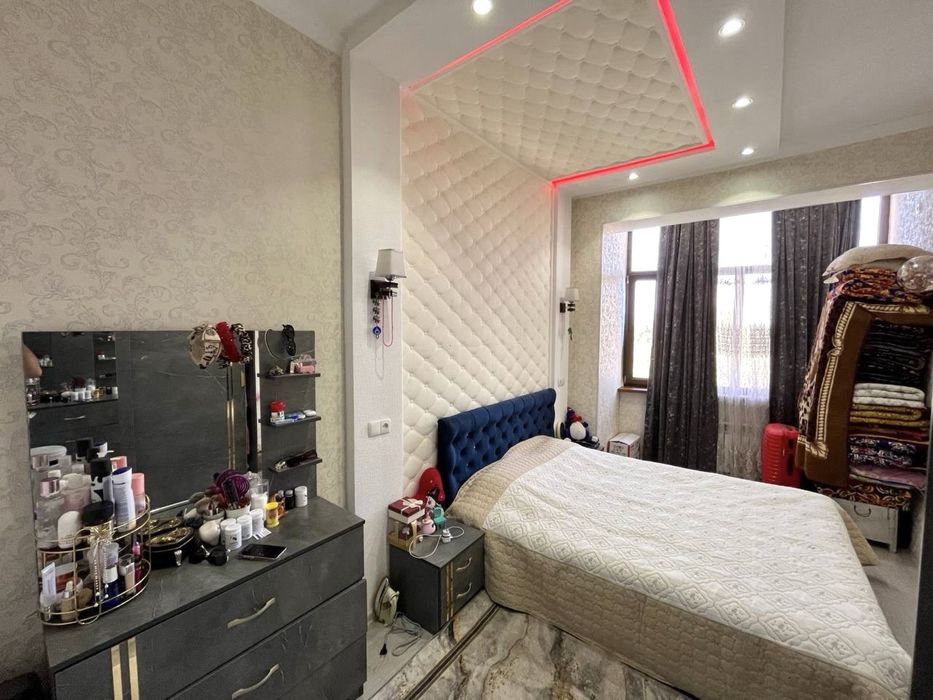 Срочно 3-хоналик Новостройка. 80кв. Евроремонт.Заходи живи. Без агенст