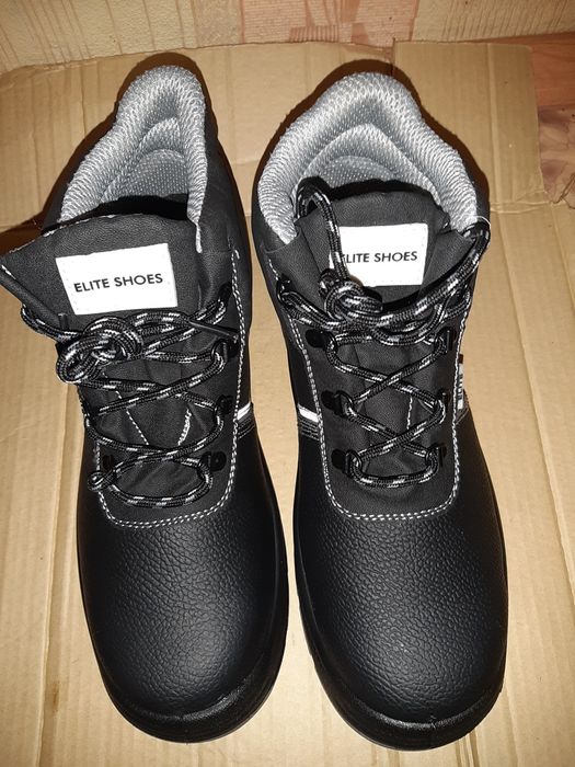 Продам ботинки рабочие 43 размера, хорошее качество.