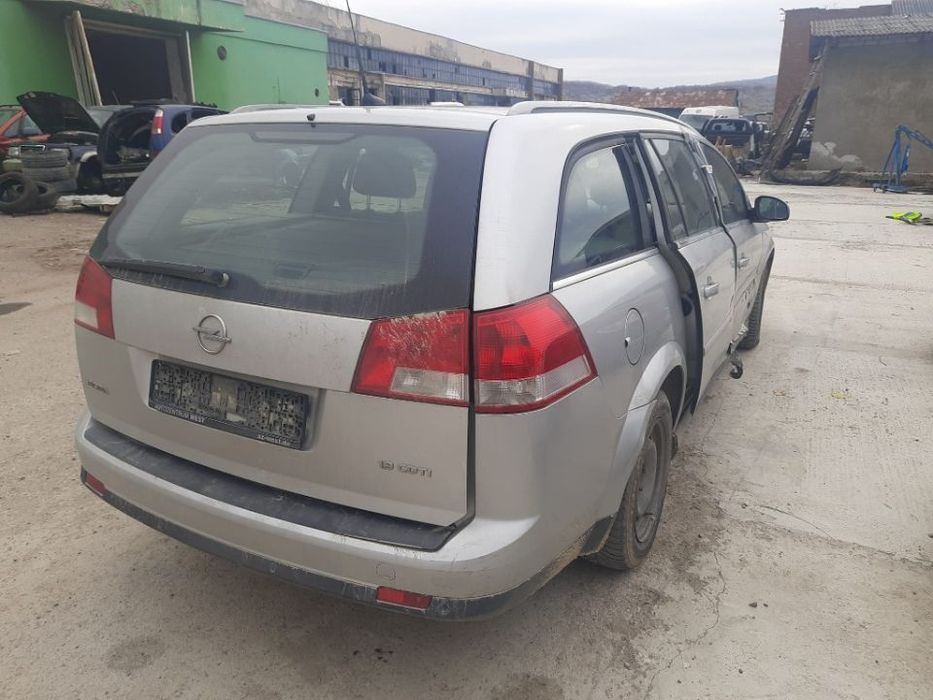 Dezmembrez Opel Vectra C motor 1.9  88kw, 120cp, Z19DT dezmembrari cutie de viteze manuala 5+1