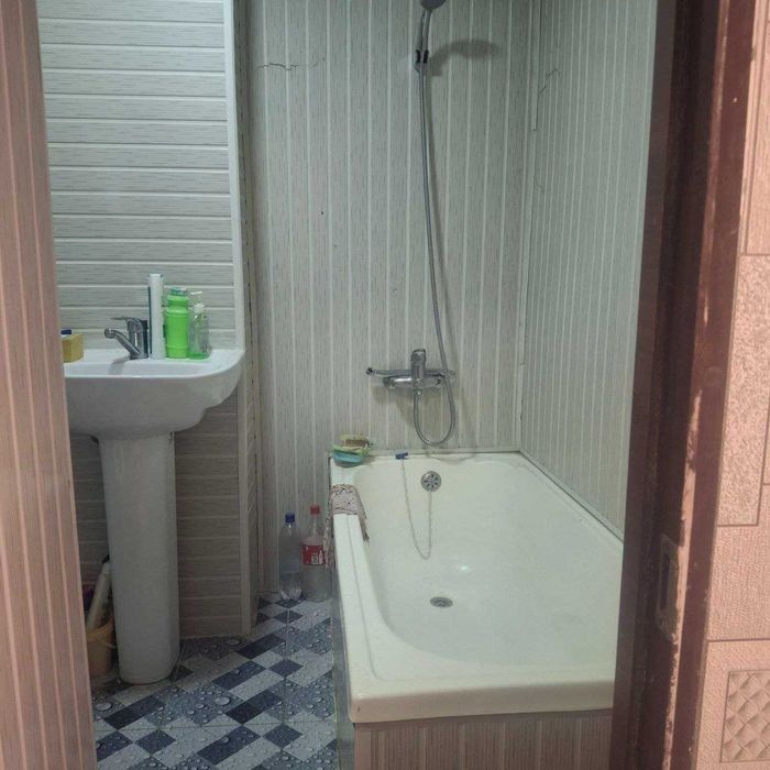 Дом квартира сотилади 1 комнат