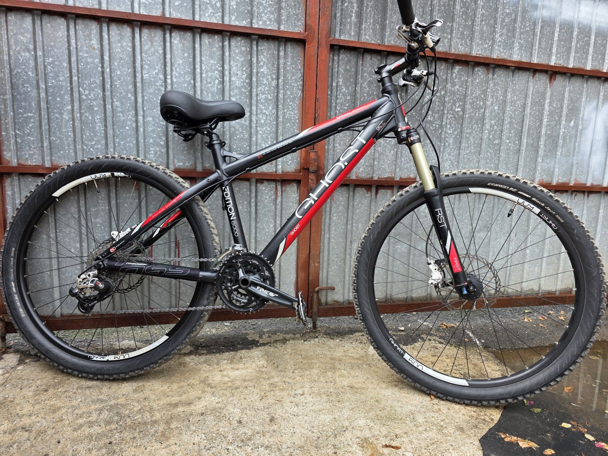 Bicicletă Ghost Edition 6000 Special Edition Frane hidraulice Avid 26
