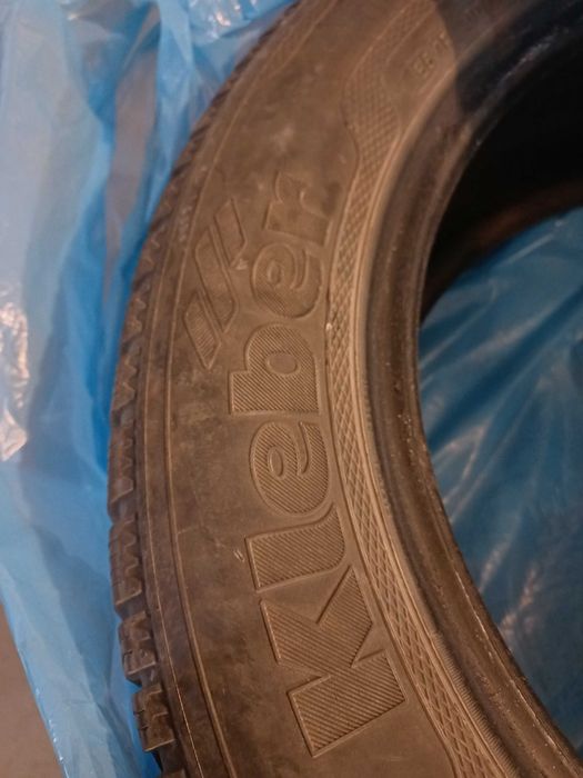 Гуми 205/60/16. Kleber