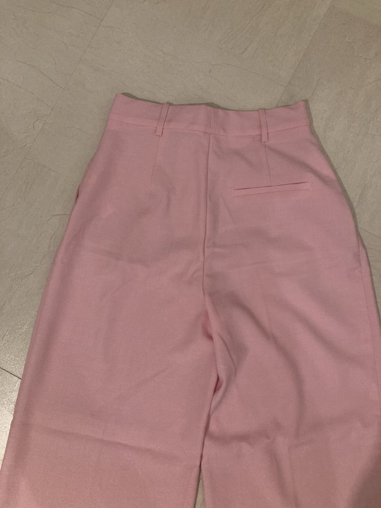 Чисто нов панталон Zara