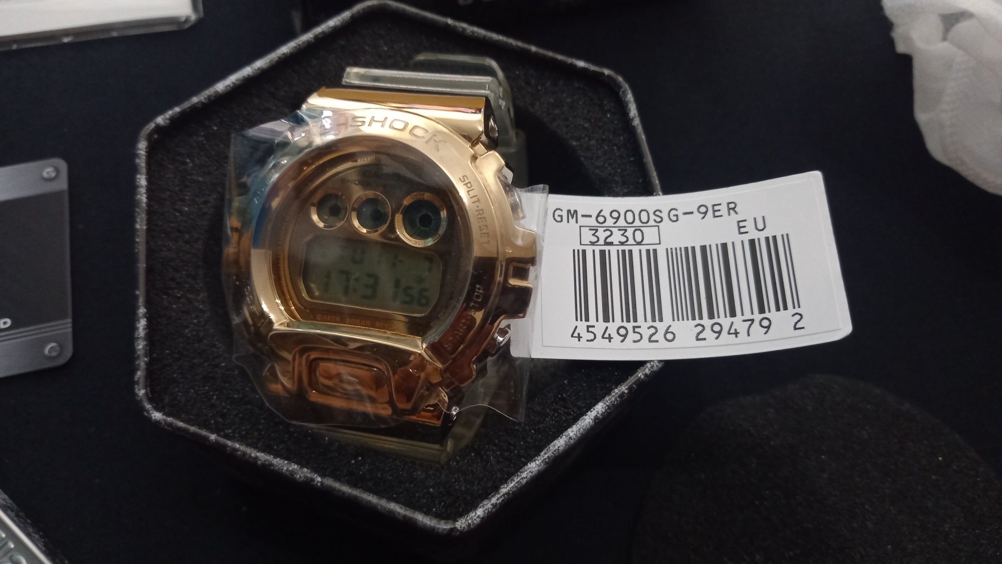 Часовник G-Shock  GM-6900SG-9E