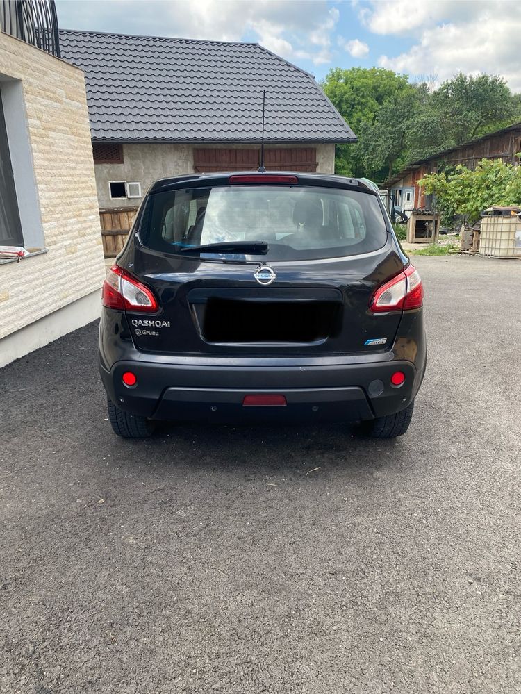 Vând Nisan QashQai