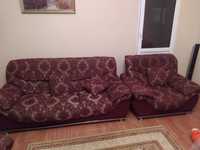 Продам мягкий уголок,:диван и два кресла