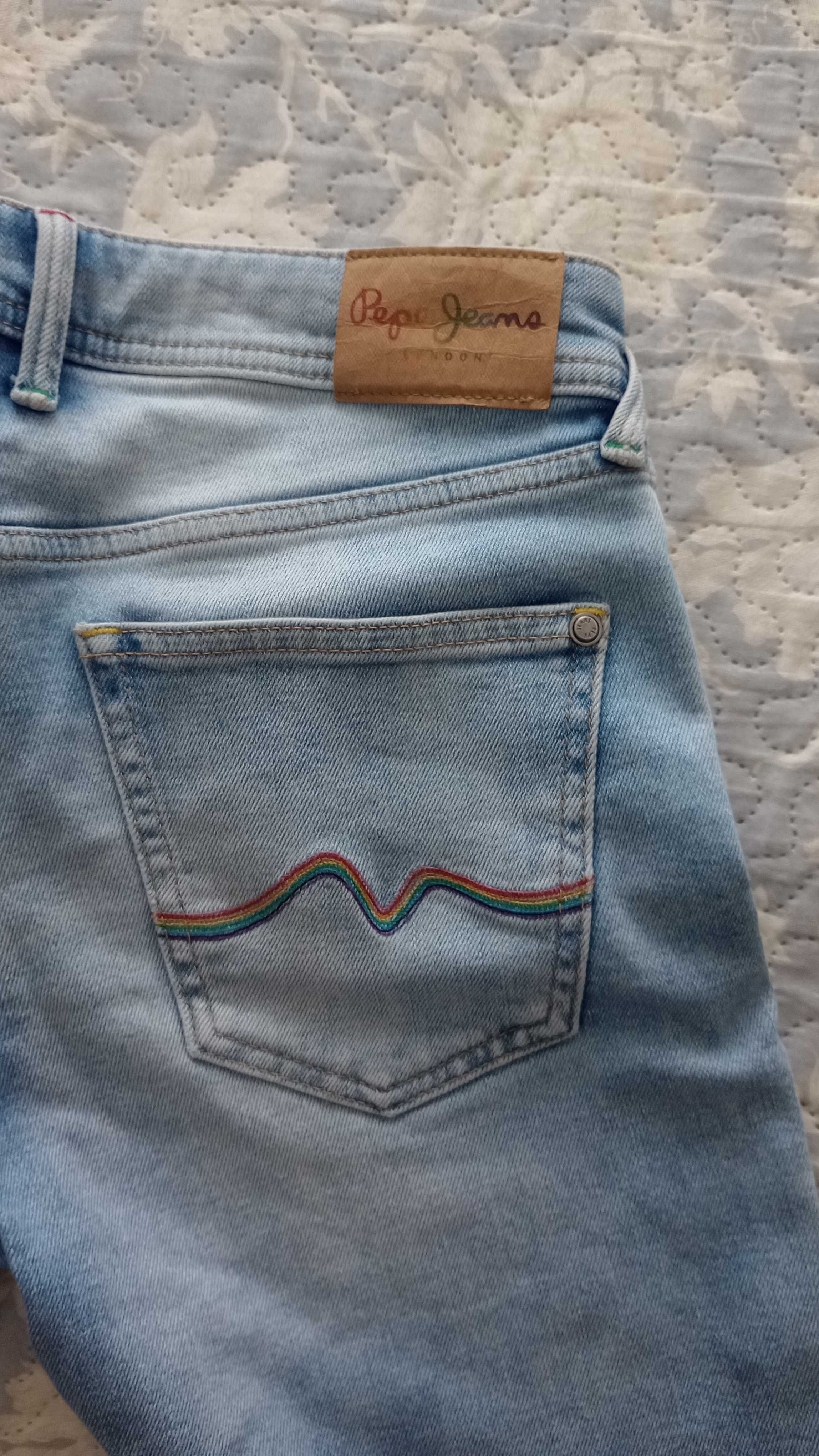 Бермуди Pepe Jeans, напълно запазени, номер 36.