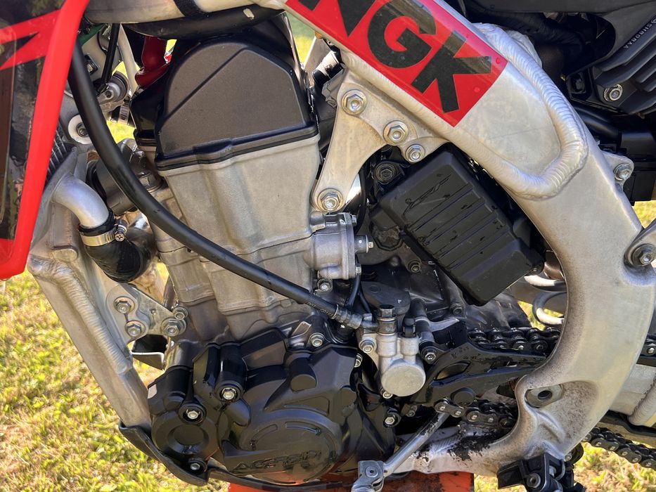 Vand Honda CRF 450Raly sau schimb cu Atv