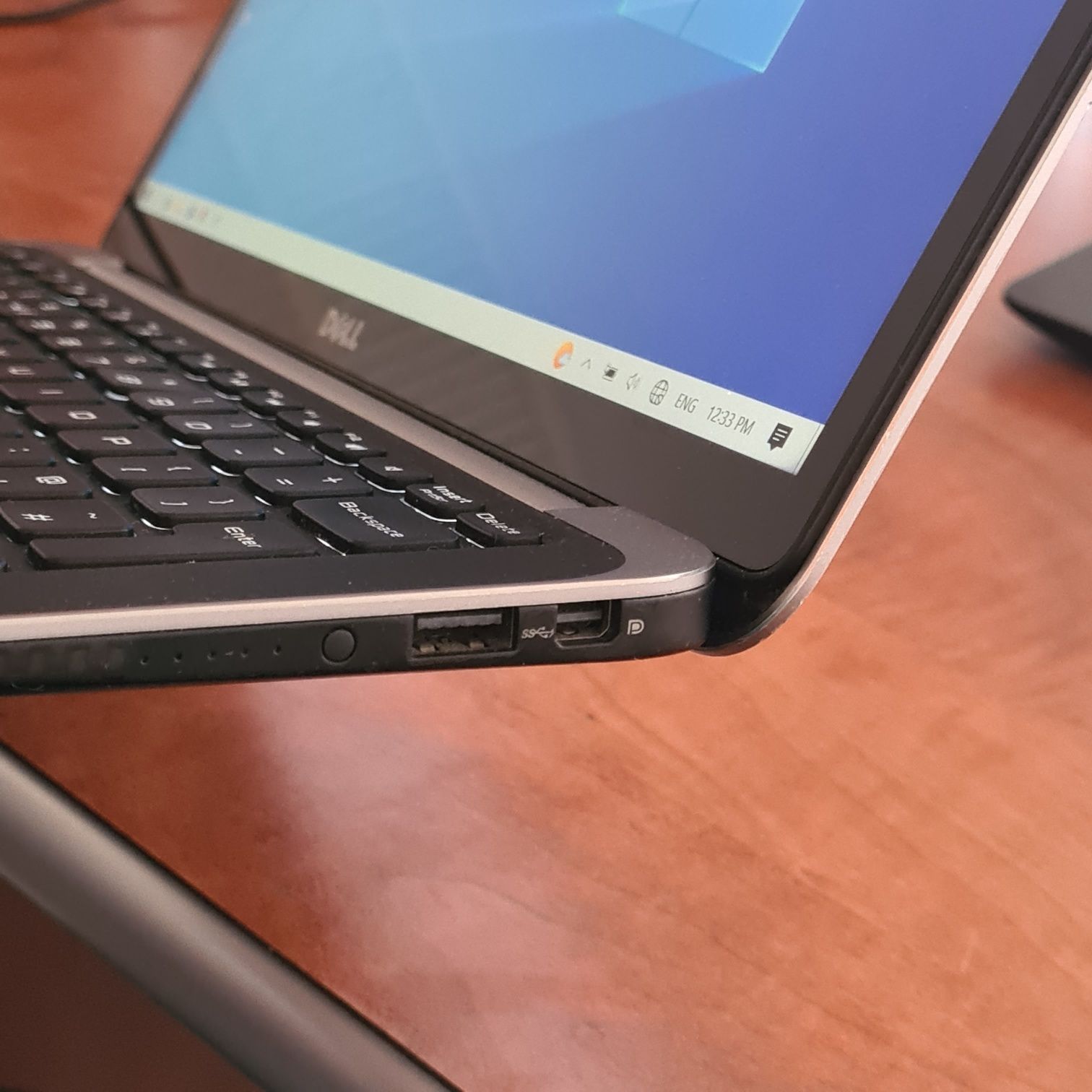 Laptop touchscreen DELL Windows 10