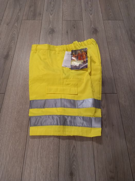 Vand Pantaloni Reflectorizanti Lucru SCURTI Planam