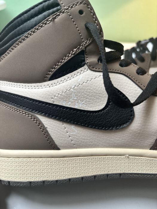 Jordan 1 High x Travis Scott