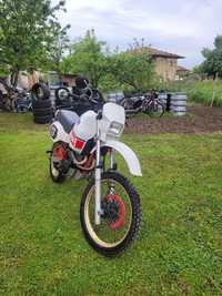 Продавам Yamaha Tenere 600