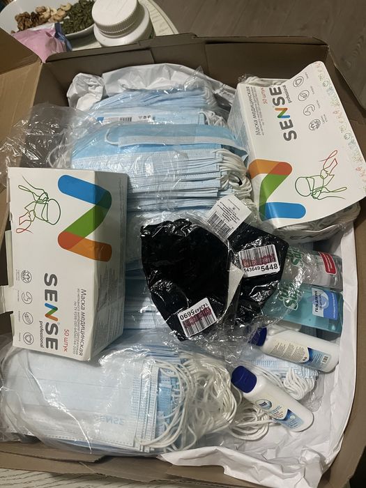 Маски медицинские и пнтисептики