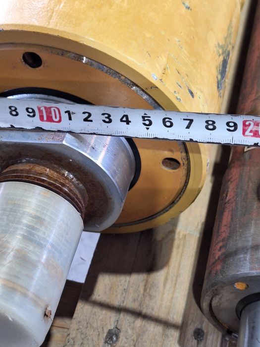 Хидравлични цилиндри