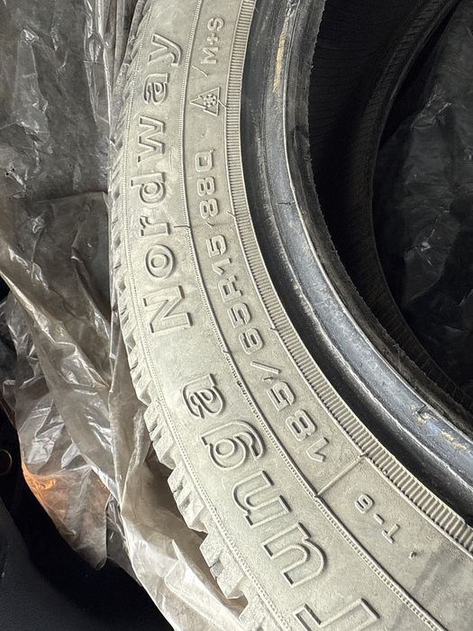 Продамр резину зимние балоны 185/65/15 четыре штуки