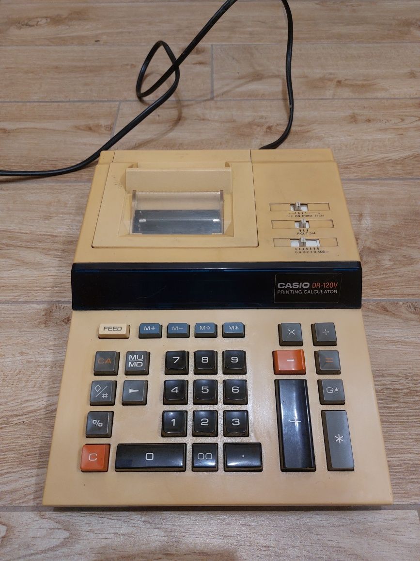 Стар касов апарат CASIO DR-120