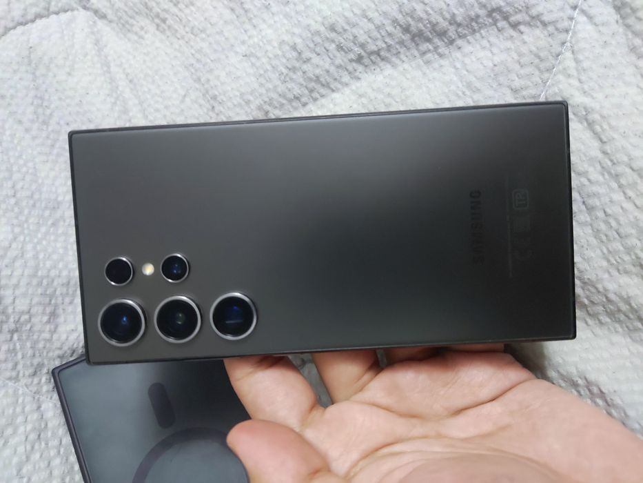 Samsung S24 Ultra aybi bor