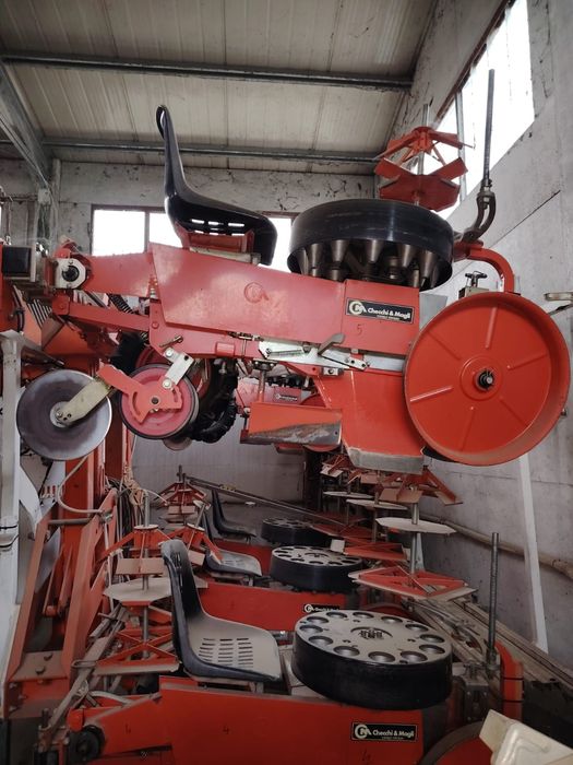 Plantatoare Checchi&Magli