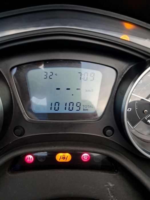 Vând  piaggio mp3, 350cc
