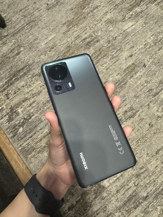 Продам Xiaomi 13 lite