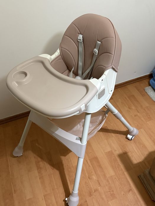 Scaun de masă pentru bebeluși – stare foarte bună