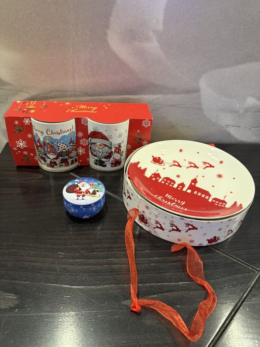 Нови коледни чинии +2 чаши + 1 свещ