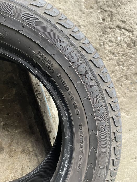215/65/R15 C Continental Vanco 2