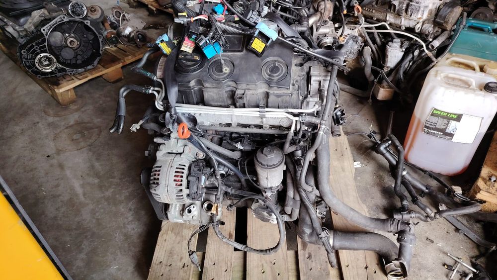 Motor Vw cod bls stare perfecta de funcționare distribuție noua