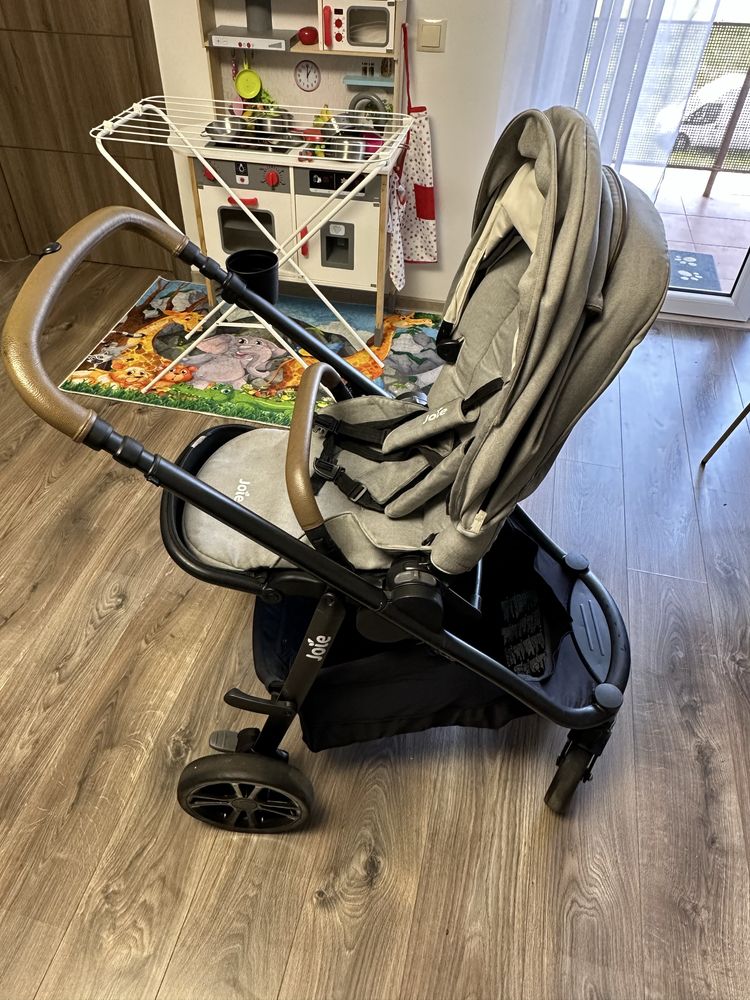 Carucior multifunctional JOIE Versatrax 0 luni+ pana la 22kg (4ani)