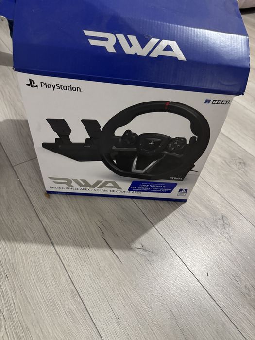 Volan cu Pedale pentru PC / PS4 / PS5 cu 270° Grade de Rotire