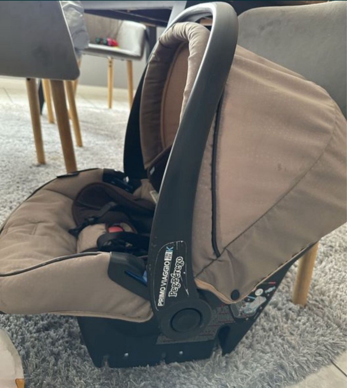 Кошче / кошница / столче за кола за бебе новородено Peg Perego до 14кг