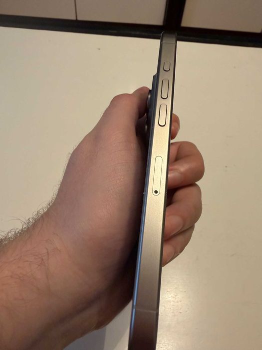 iPhone 15 Pro 128GB, Natural Titanium 90% Батерия Като нов! Гаранция!