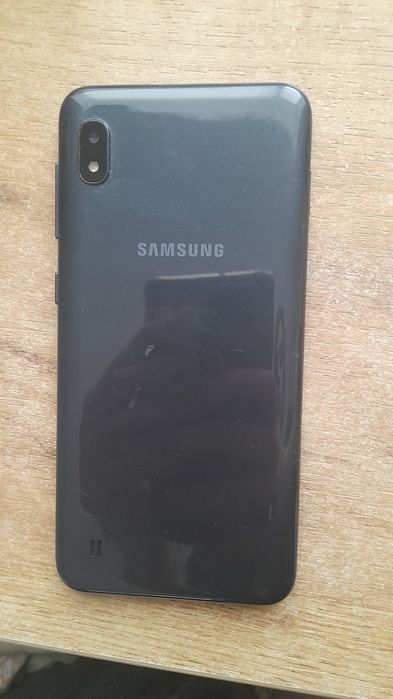 Продаю Samsung a10