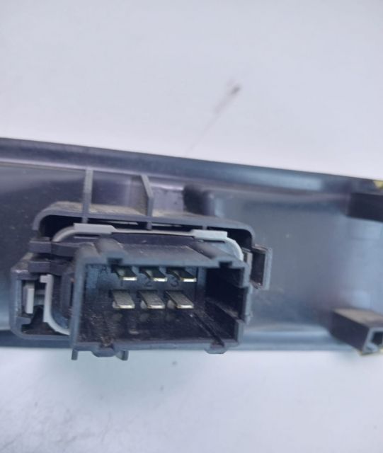 Comutator geam electric  dreapta fata   00012127 Renault Espace a 4-a