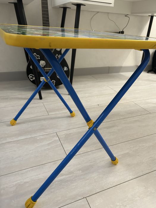 стол для детей. развивающий